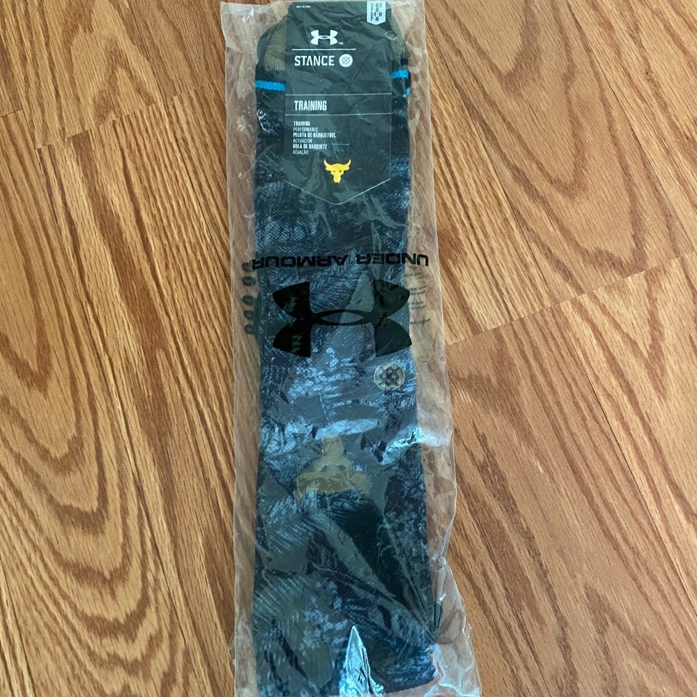 Under Armour Unisex x Stance Rock Crew Socks Men's 1333588 008 - Picture 2 of 3